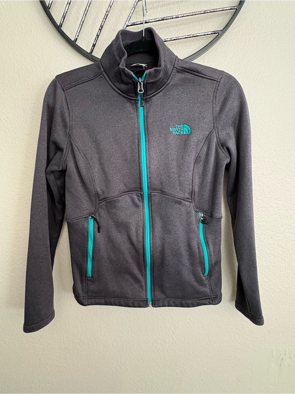 The North Face Women's Gray Fleece Jacket with Teal Zippers Size Medium